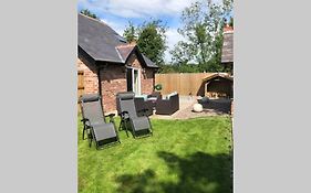 Dove Nest Cottage Blackpool Lytham St Annes
